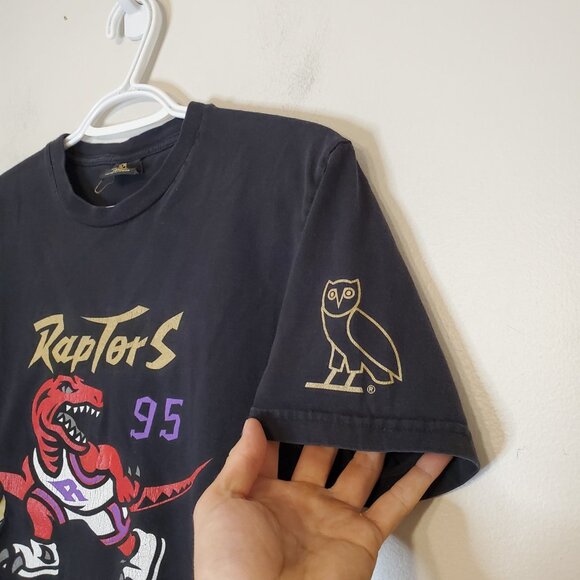October's Very Own OVO Toronto Raptors NBA graphic shirt black size M - Picture 4 of 7